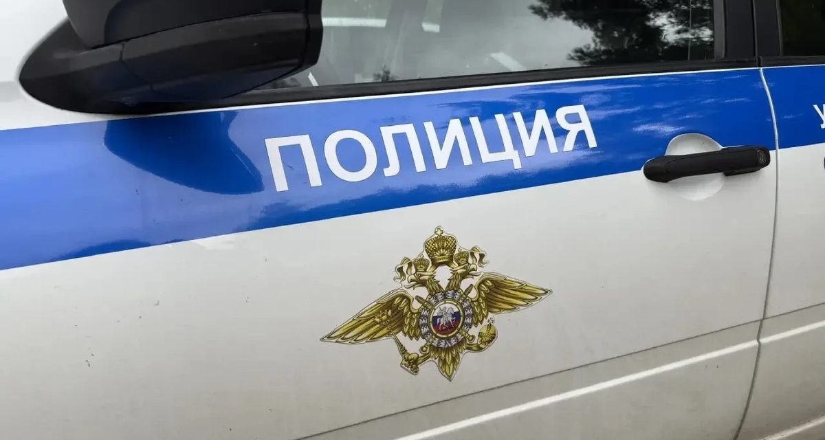 Менеджер банка выманила у 78-летнего соседа более 300 тысяч рублей под предлогом помощи